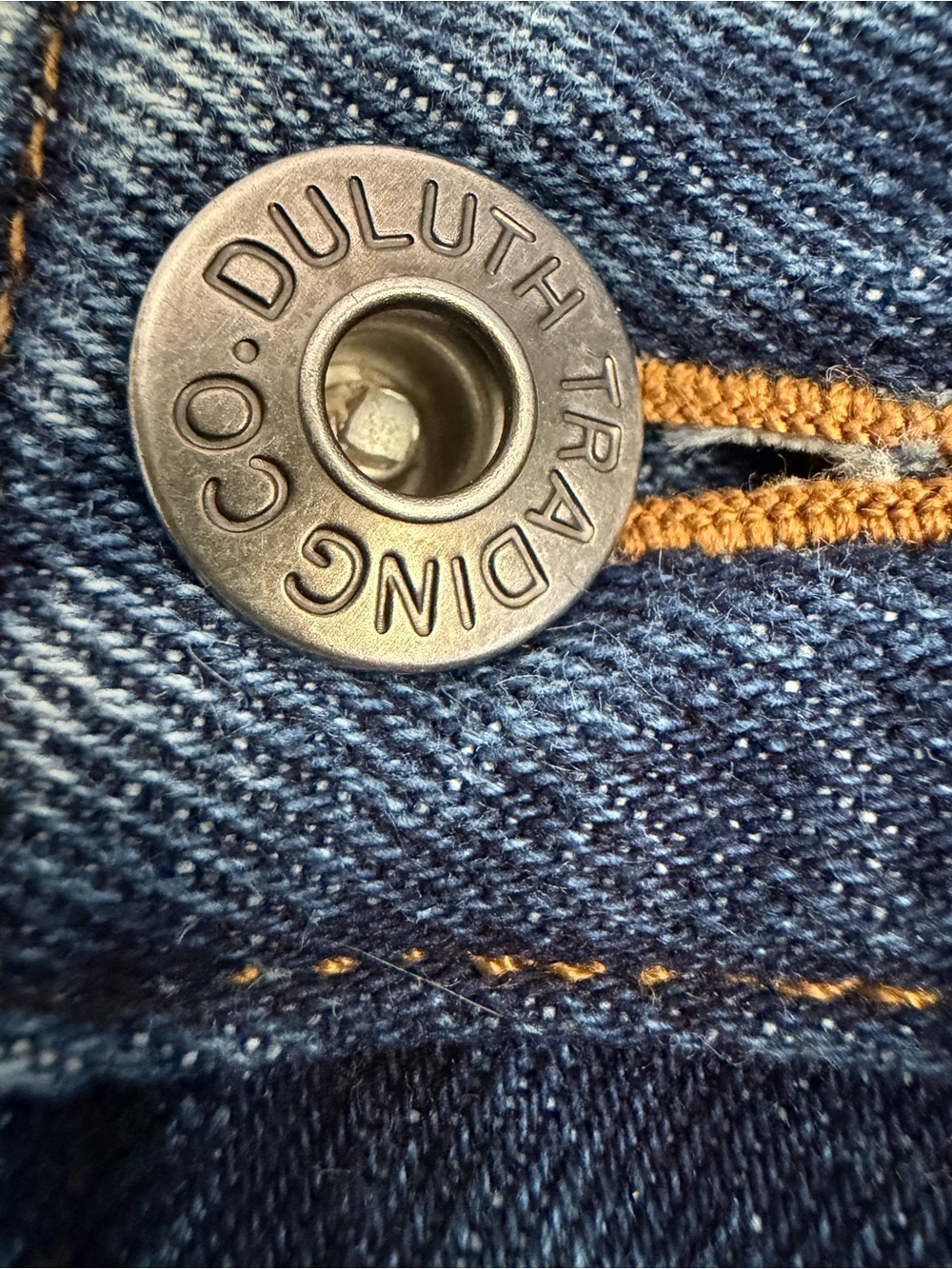 Duluth Trading Company Men's Blue Jeans Sz 40 X 28 Relaxed Fit - Picture 4 of 5